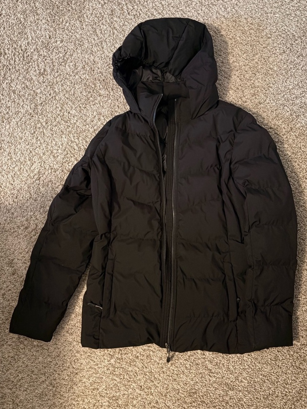 Black Hooded Light Puffer Jacket Like New